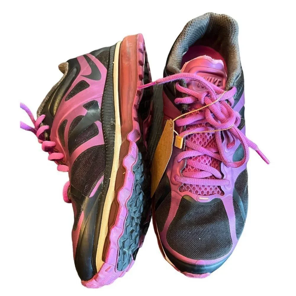 Nike Air Max Black Magenta Women's Size 9.5‎